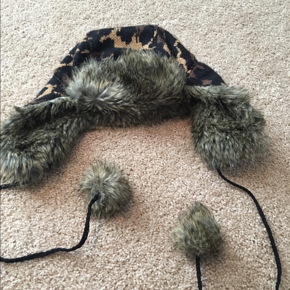 Betsey Johnson faux fur hat
