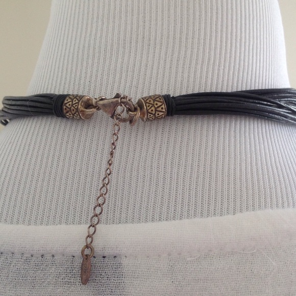 Beautiful Shell On Multiple Leather Strings. - image 4