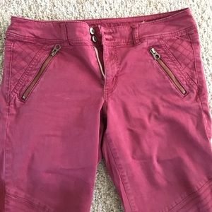 American eagle burgundy crops