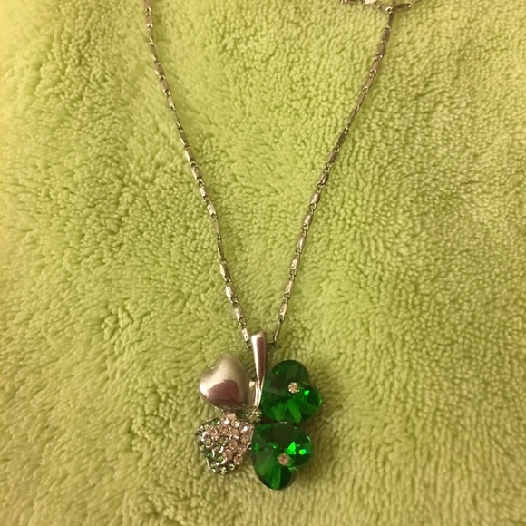 4 leaf clover sterling pendant 18"