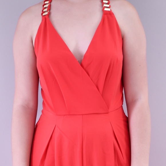 Coral jumpsuit with gold rings - Picture 3 of 3