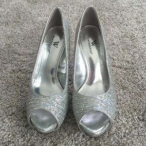 Size 5 Homecoming/prom Heels