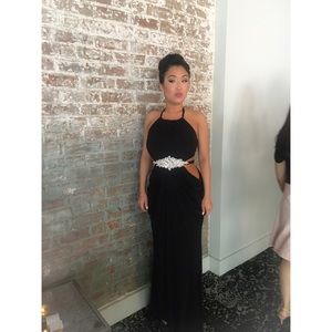 Black Emprada Giovanna Gown