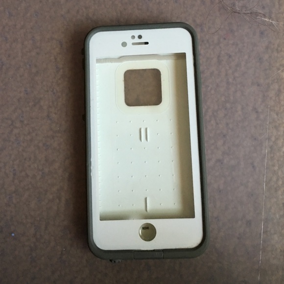 iPhone 6 life proof phone case