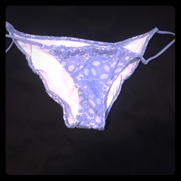 VS bathing suit bottoms