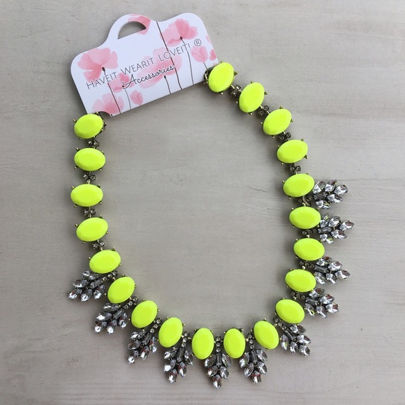 Neon & Glam statement Necklace - Picture 5 of 7