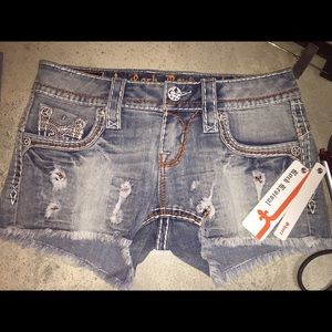 Amra Rock Revival Shorts