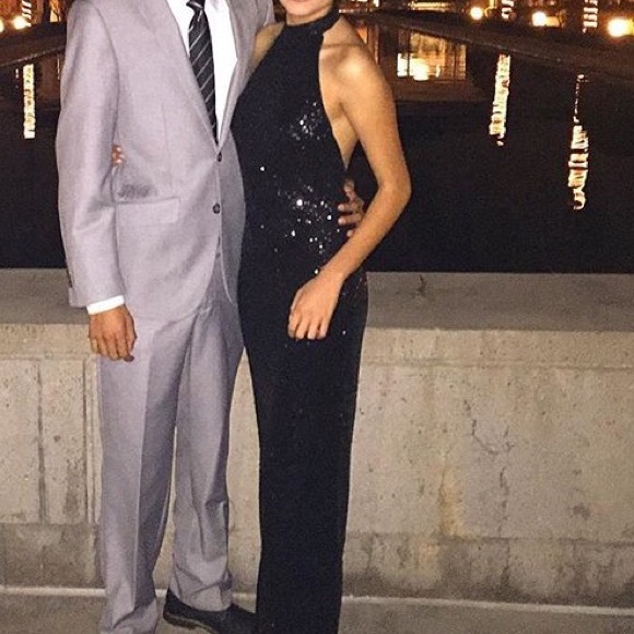 Cute Prom/ Winter Formal Dress - Picture 3 of 3