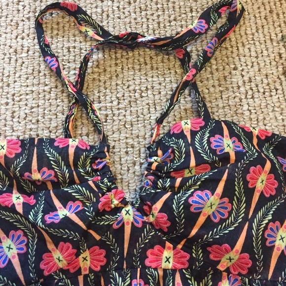 NWOT French Connection Patterned Tank- Size 4 - Picture 2 of 4