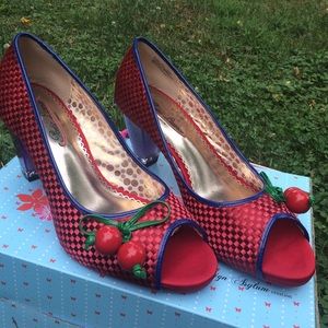 Brand new Poetic Licence Shoes!