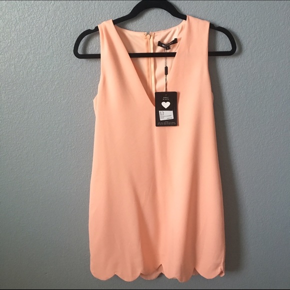 NWT scalloped dress