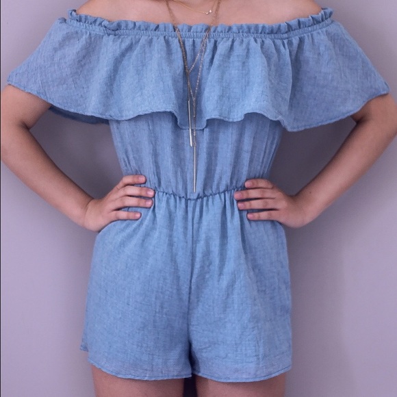 Brand new off shoulder Romper - Picture 3 of 4
