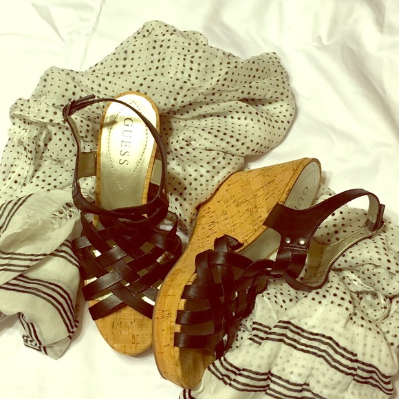 Guess wedge sandals