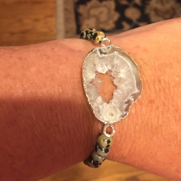 Natural Druzy Stone Bracelet (nwt) - Picture 2 of 4