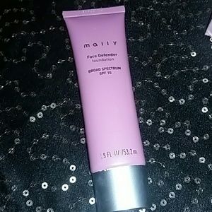 Mally Foundation: Color is Fair