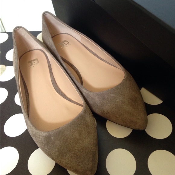 Joe's jeans flats