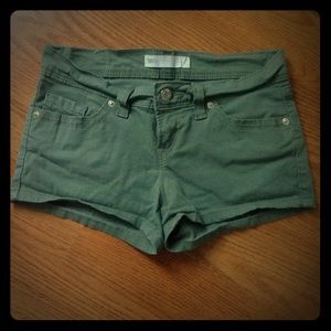 🚫🔒UNAVAILABLE🔒🚫 Levi's shorts