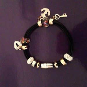 Charm bracelet