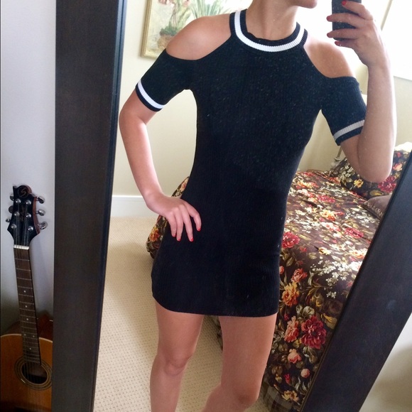 Forever 21 Black Open-Shoulder Dress
