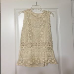 Lace sleeveless top