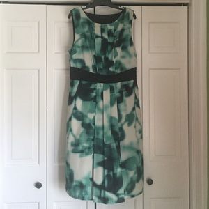 Sleeveless dress