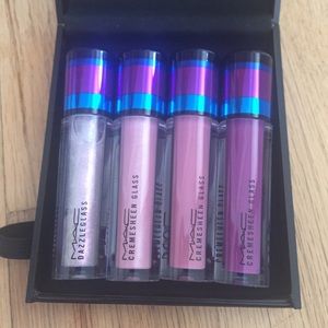 MAC Irresistibly Charming Lip Gloss Kit