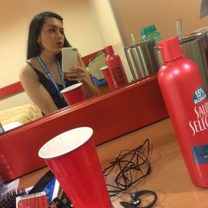 Meet your Posher, Jenna