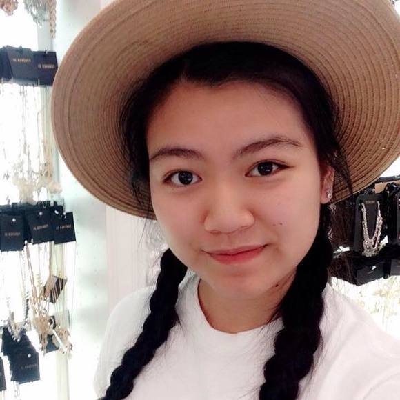 Meet your Posher, Sam - Picture 1 of 1