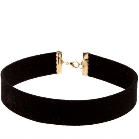 1 LEFT • Black Suede Choker Necklace • - Picture 2 of 3