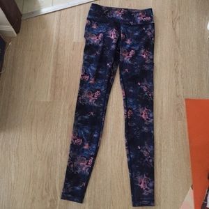 Lululemon Wunder Under floral print pants