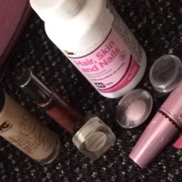 Makeup,phonecases,earrings,headbands