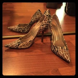 Guess stilettos