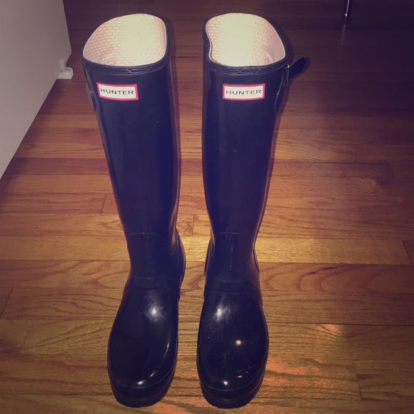 almost new Hunter boots