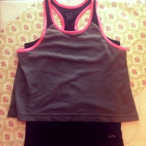 A 2-layered sports tee