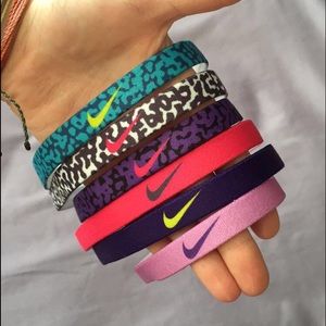 6 NWOT Nike Headbands w/ Rubber Insides