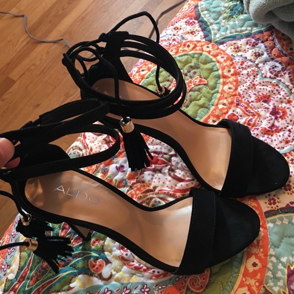Aldo black heels - Picture 1 of 4