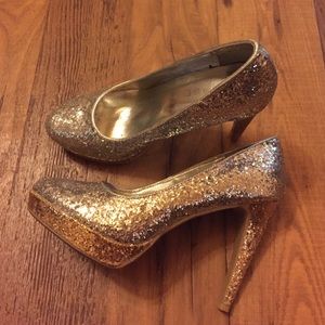 ☀️GOLD/SILVER SPARKLY HEELS☀️