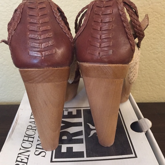 Frey Annette Ankle Strap Platform Sandals - Picture 3 of 4