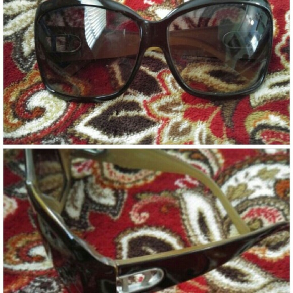 SUNGLASSES - Picture 1 of 1