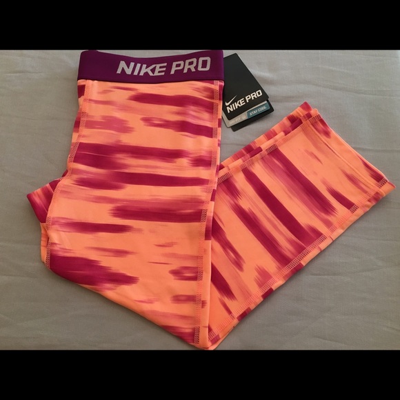 Nike Pro DRI-FIT Capris