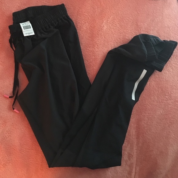 never worn VS sport pants