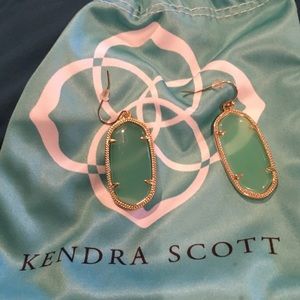 Kendra Scott mint green earring