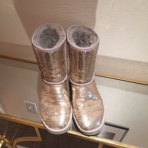 Silver Sequin Uggs - Picture 3 of 4
