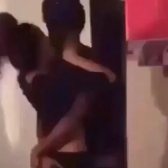 Meet your Posher, Dollance