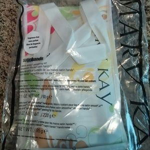 Mary Kay fragrance-free satin hands