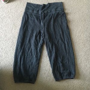 Calvin Klein jogging capris