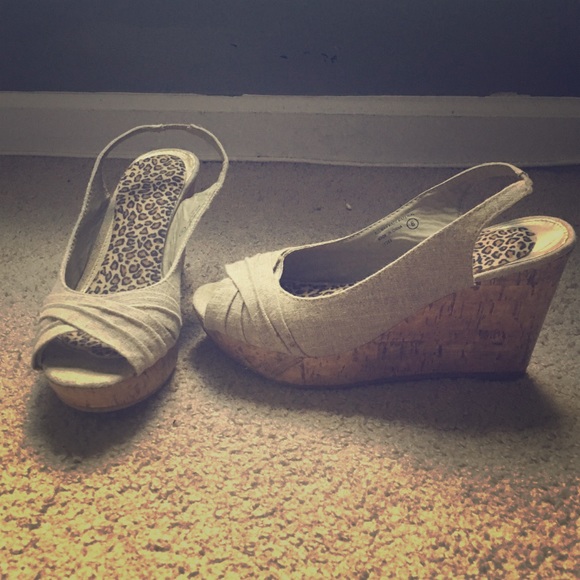 Open toe wedges