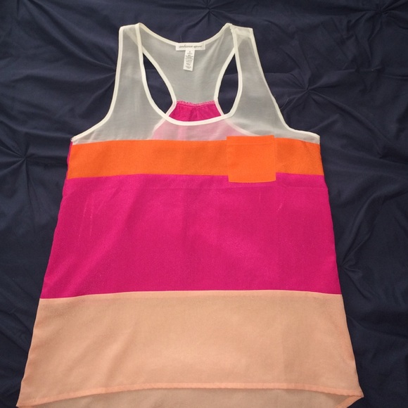 Colorful top - Picture 1 of 2