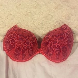 36C Lacey bra!