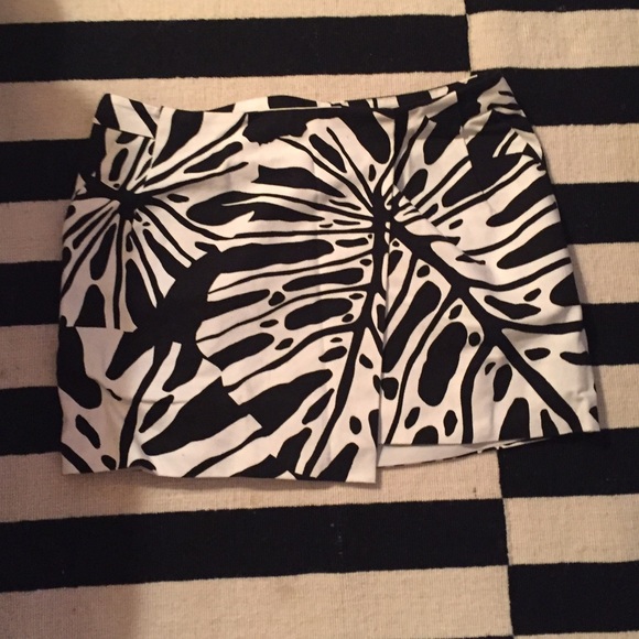 DVF Wrap Skirt, Sz. 6